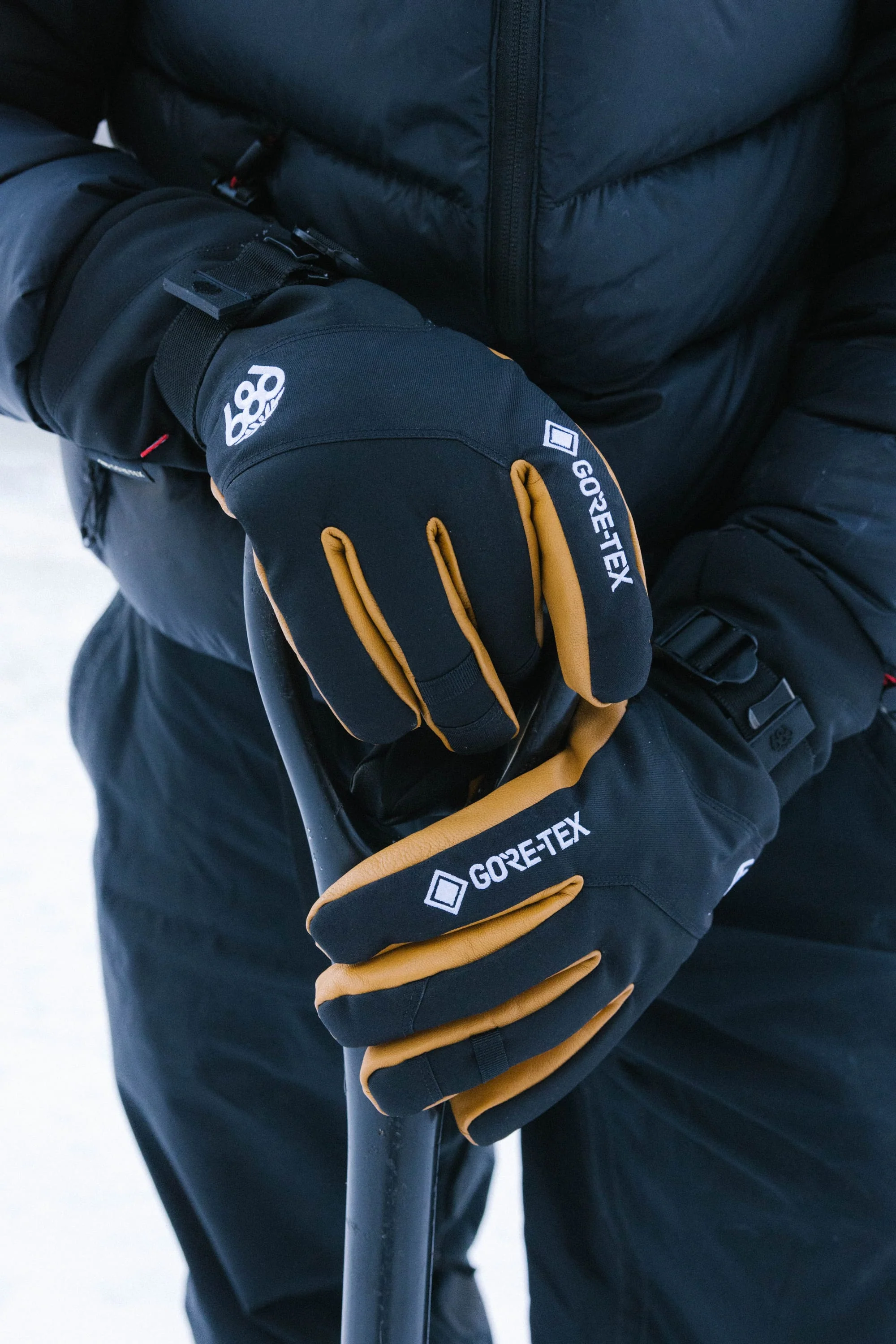 686 Men's GORE-TEX Leather Linear™ Glove - Image 5