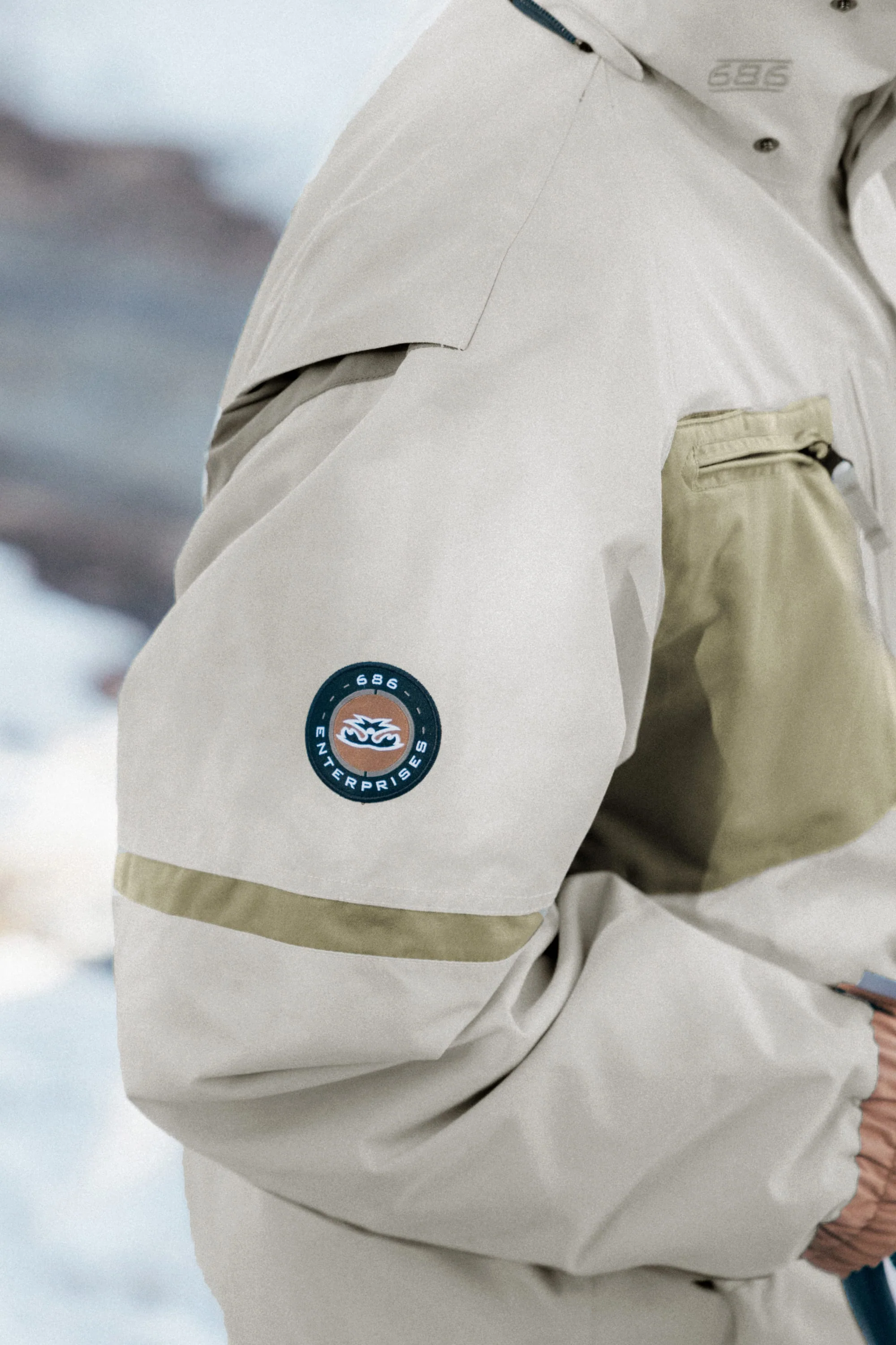 686 Men's 2001 Transfer Jacket - Image 4