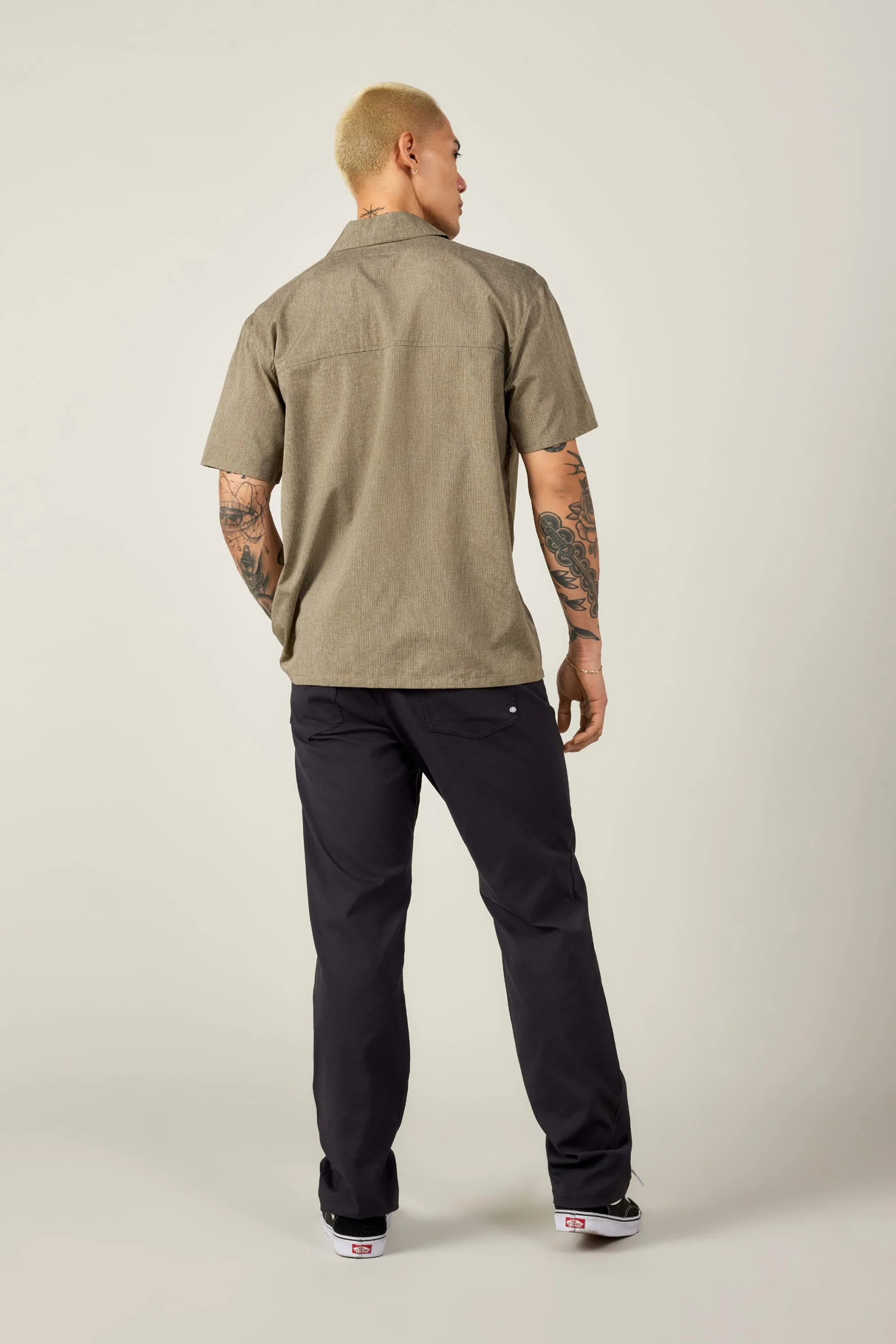 686 Men's Canopy Perforated Button Up - Image 12