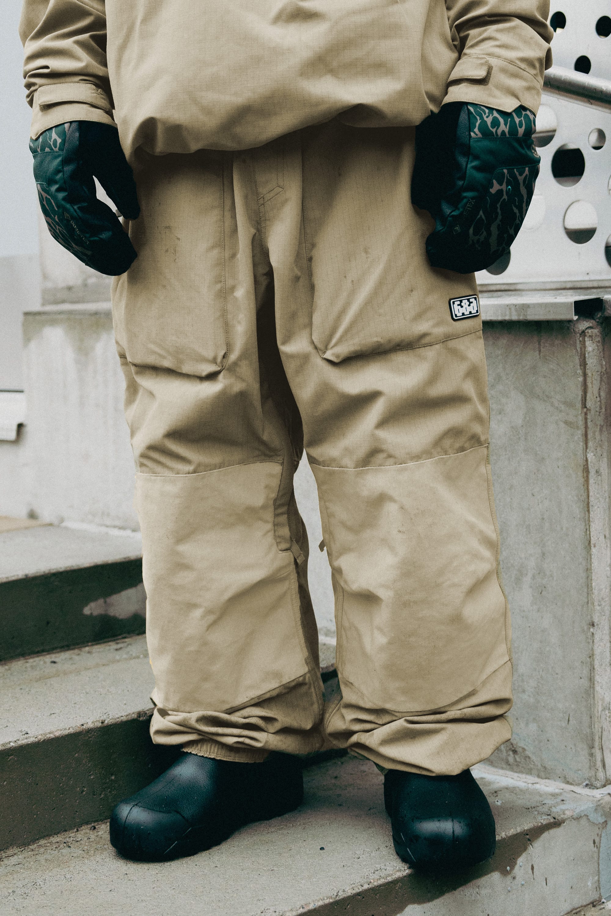 686 Ghost™ 2.5L Pant - Image 19
