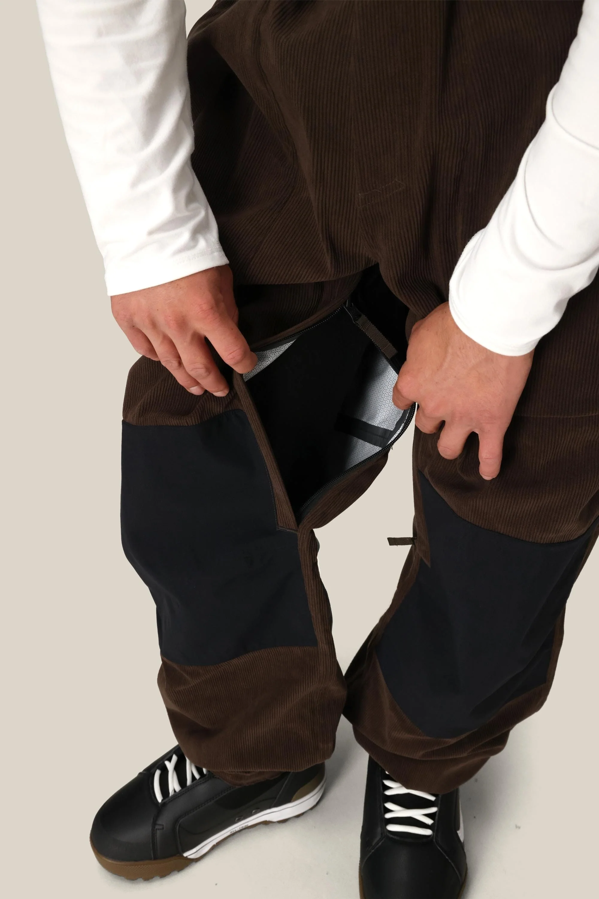 686 Ghost™ 2.5L Pant - Image 5