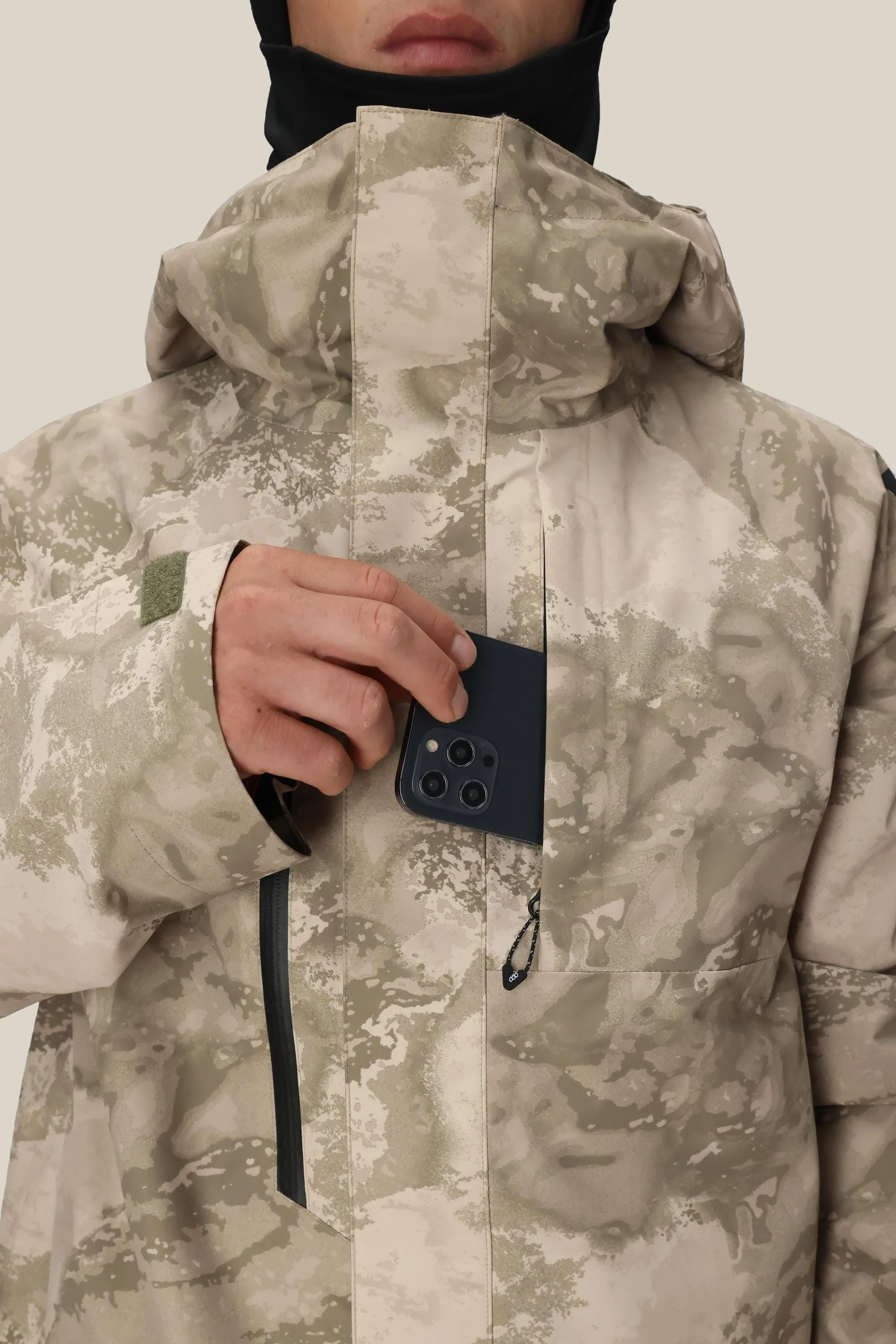 686 Men's GORE-TEX Core Shell Jacket - Image 15