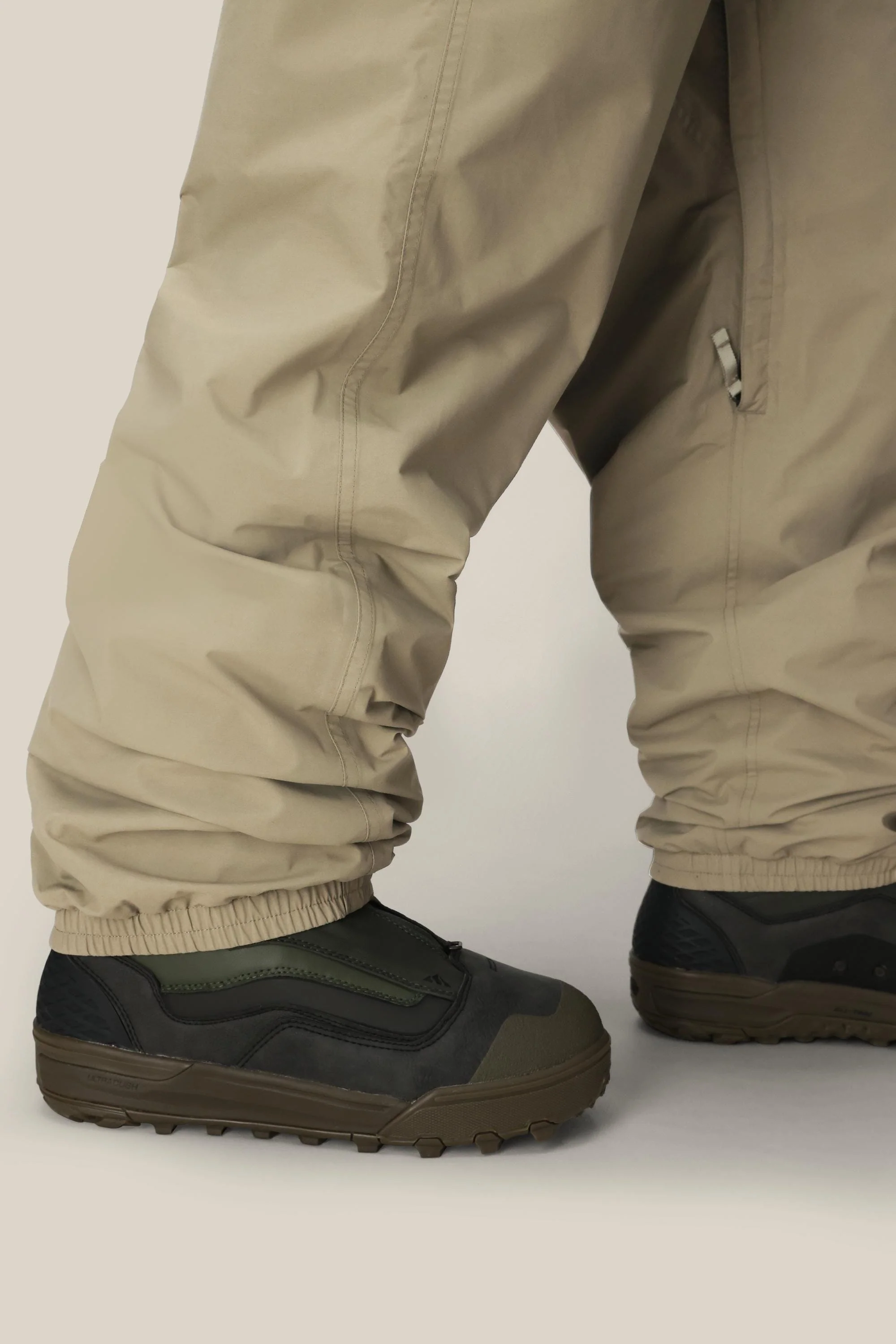686 Dojo® GORE-TEX Pant - Image 16