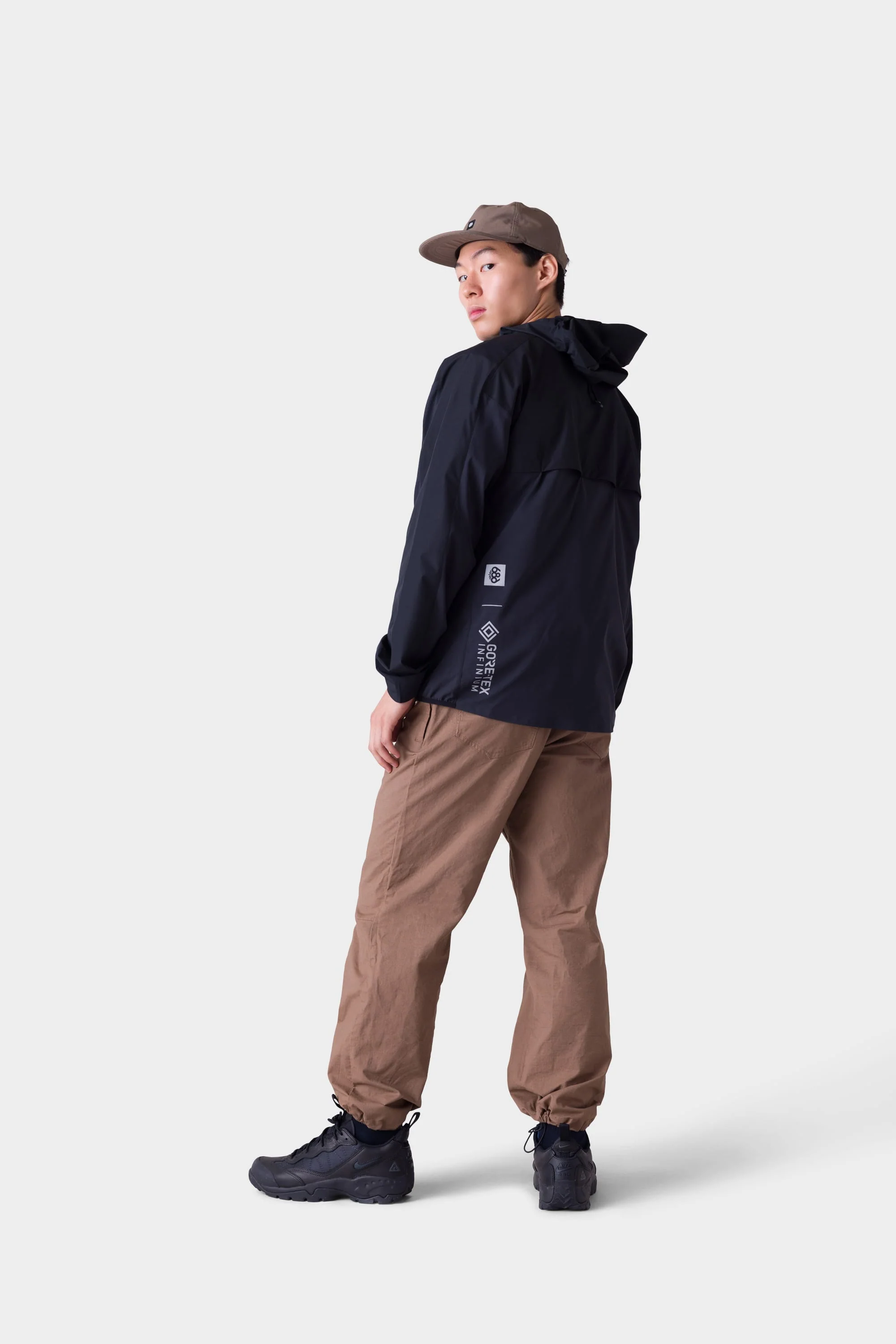 686 Men's GORE-TEX Windstopper Voyager Anorak - Image 15