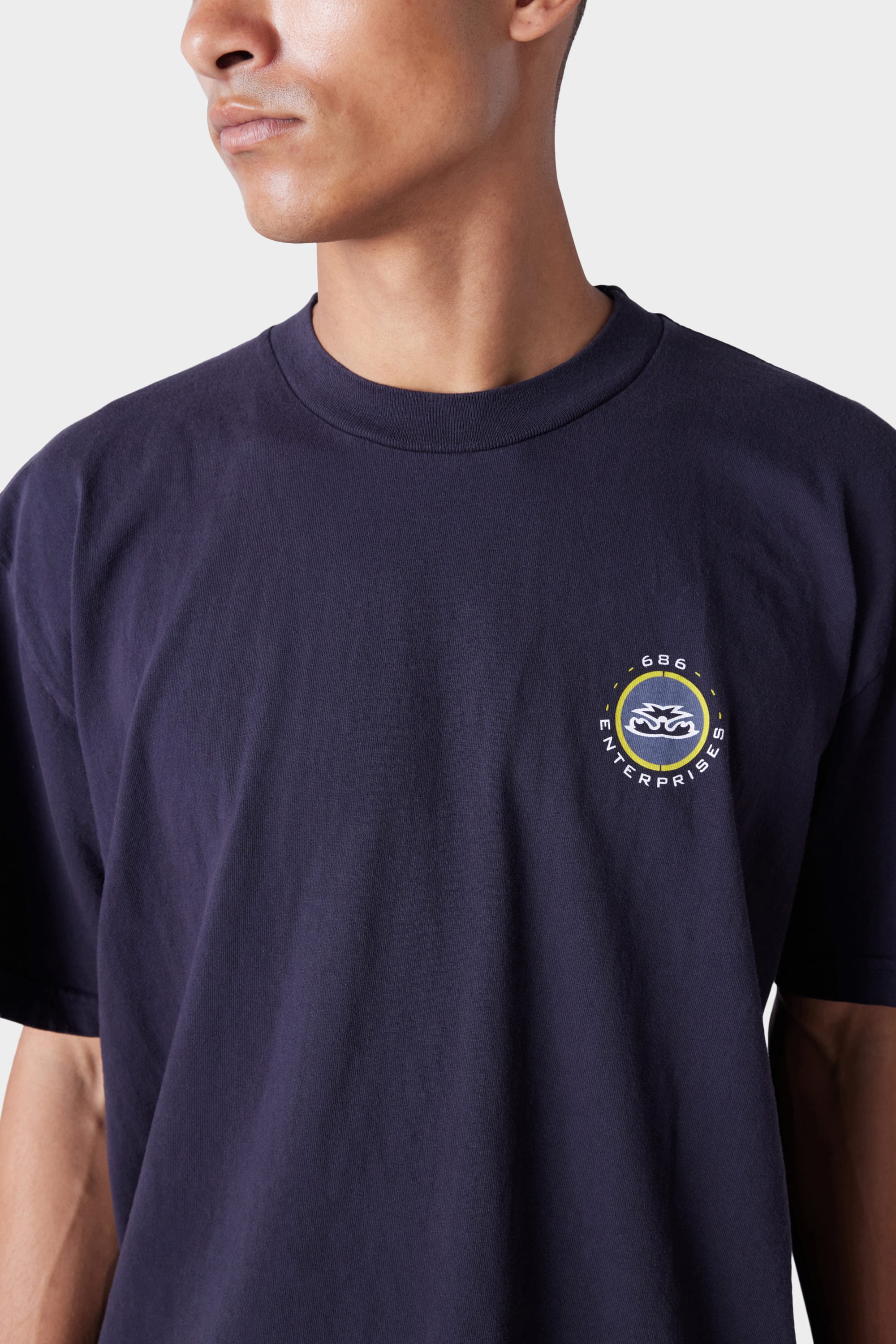 686 Men's Jib 2001 Badge Short Sleeve Tee - Image 5