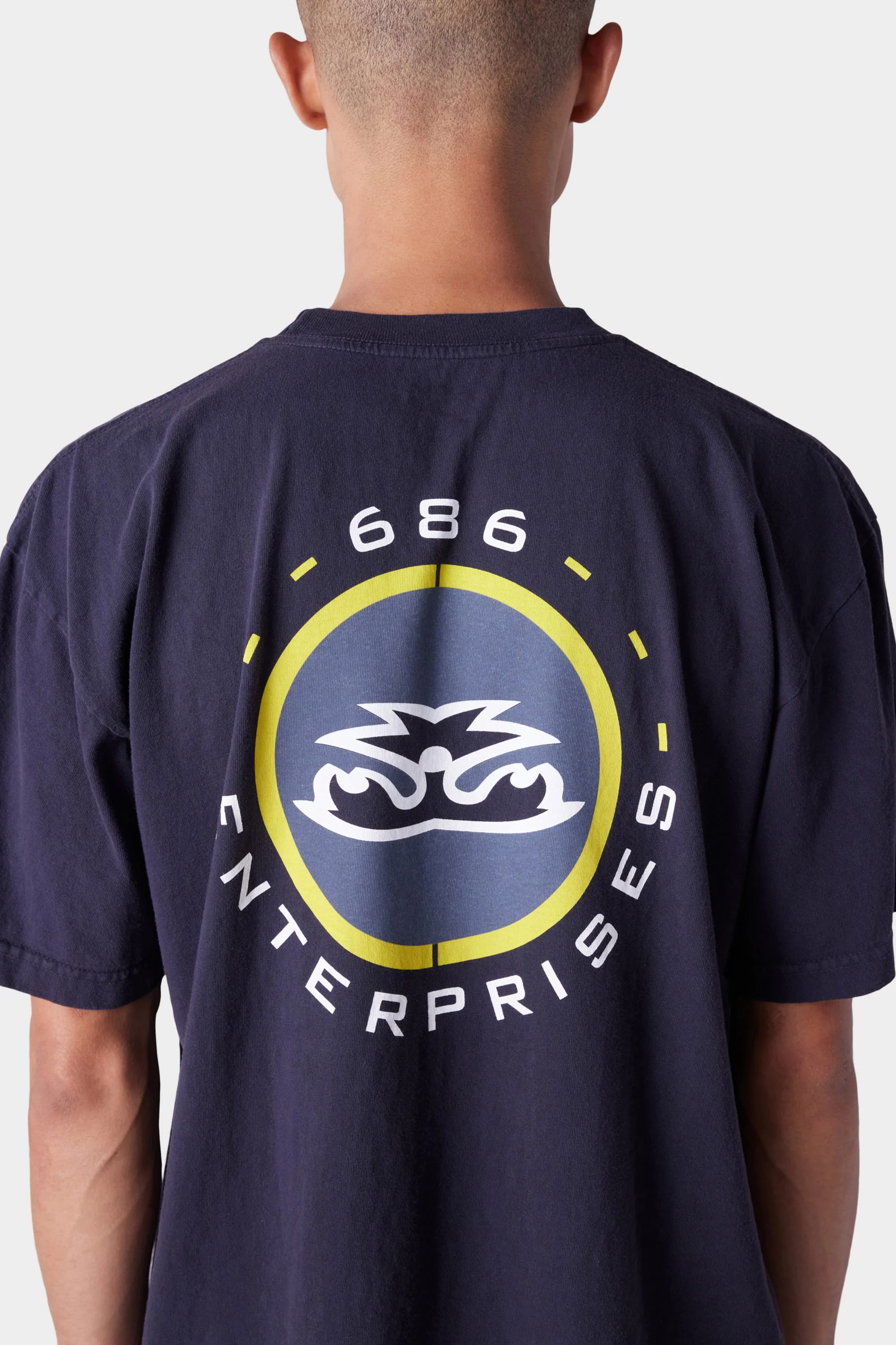 686 Men's Jib 2001 Badge Short Sleeve Tee - Image 6