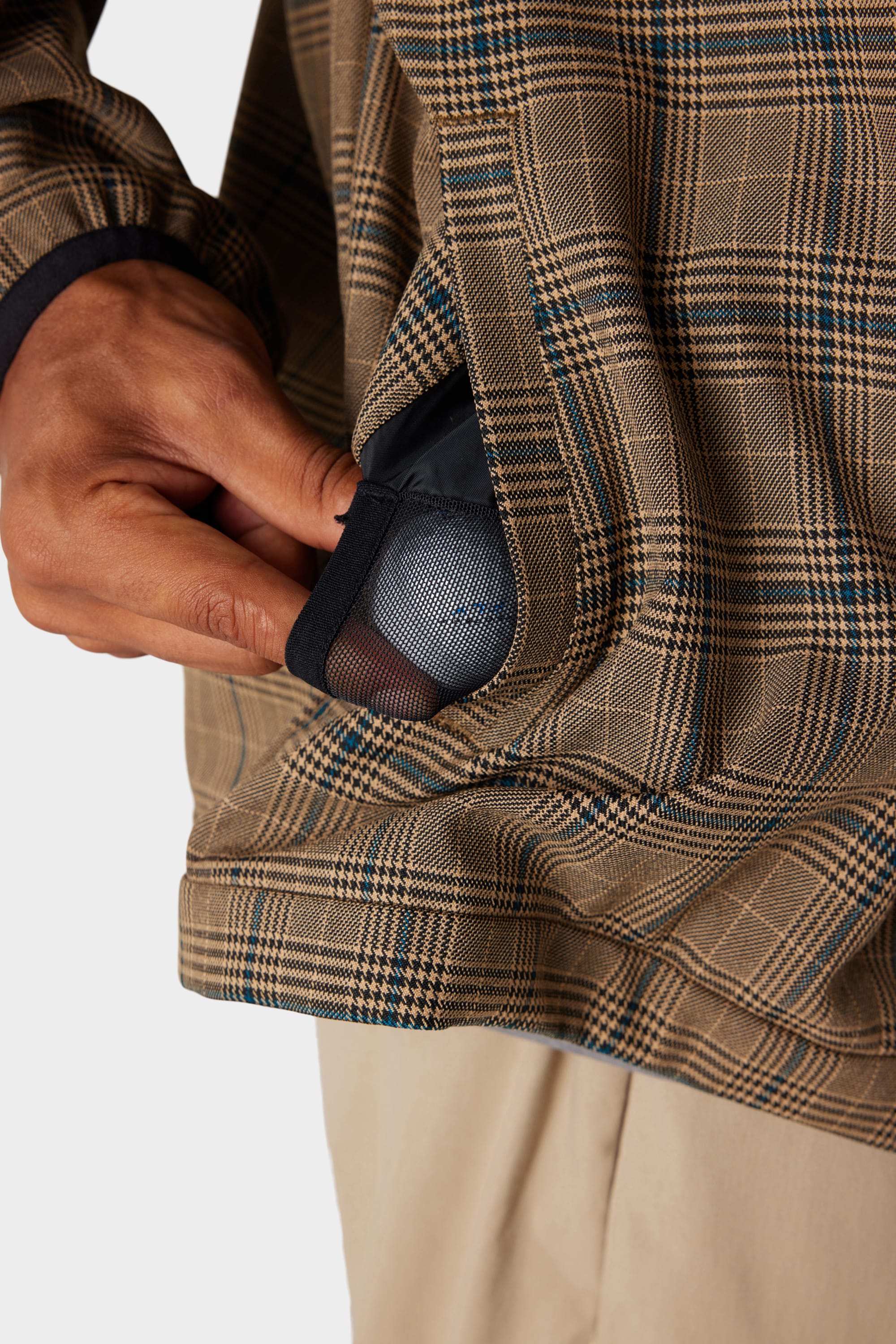 686 x Malbon Men's Caddie Performance Jacket - Image 18