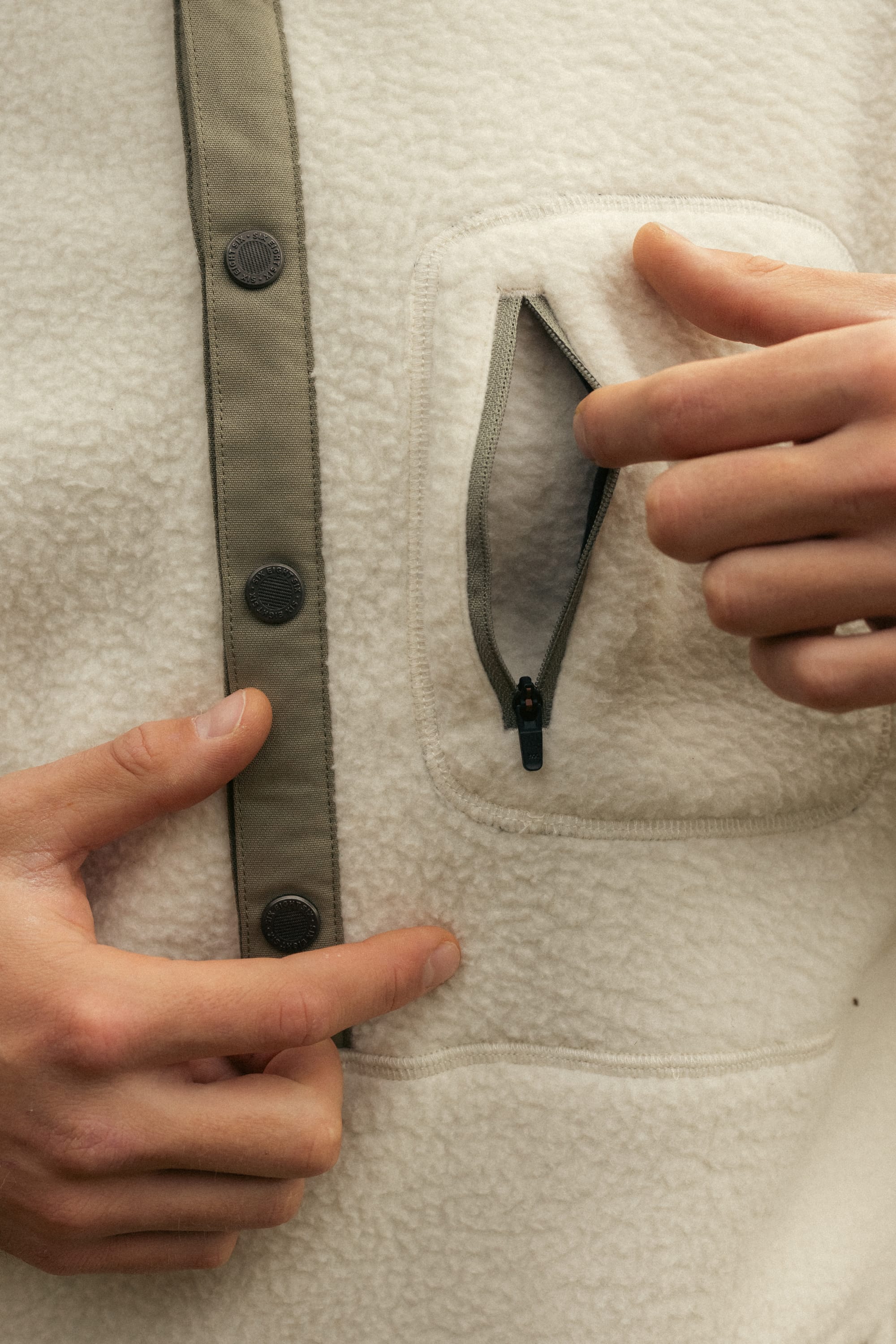 686 Men's Tioga Fleece Pullover - Image 3