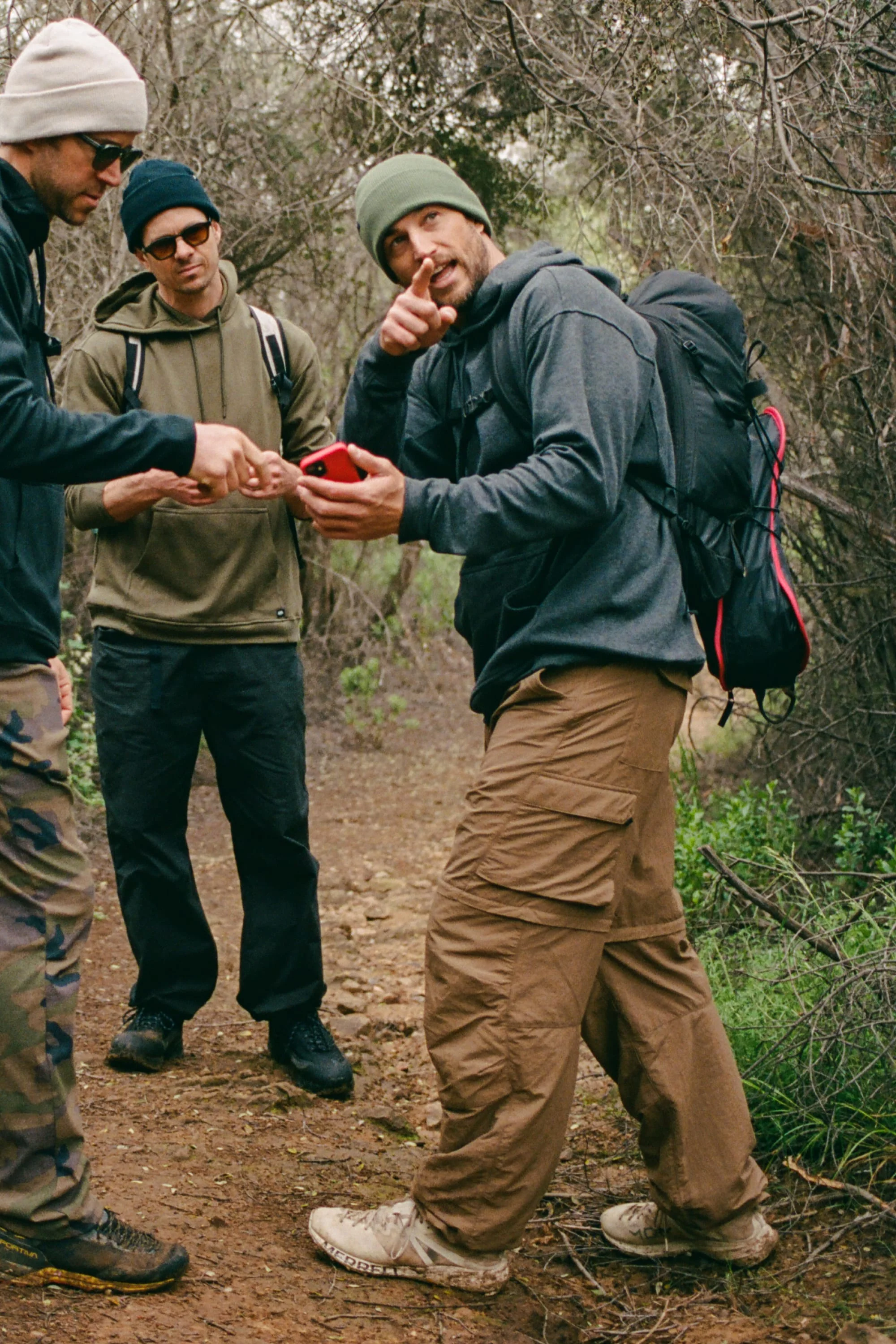 686 Men's Traverse Zip Off Cargo Pant - Wide Fit - Image 11