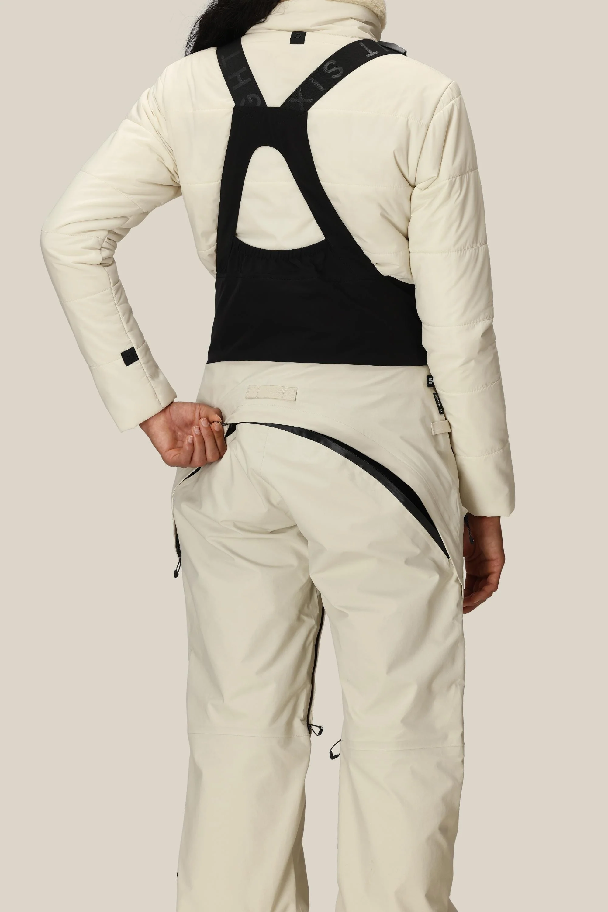 686 Women's GORE-TEX  Dispatch™ Shell Bib - Image 13