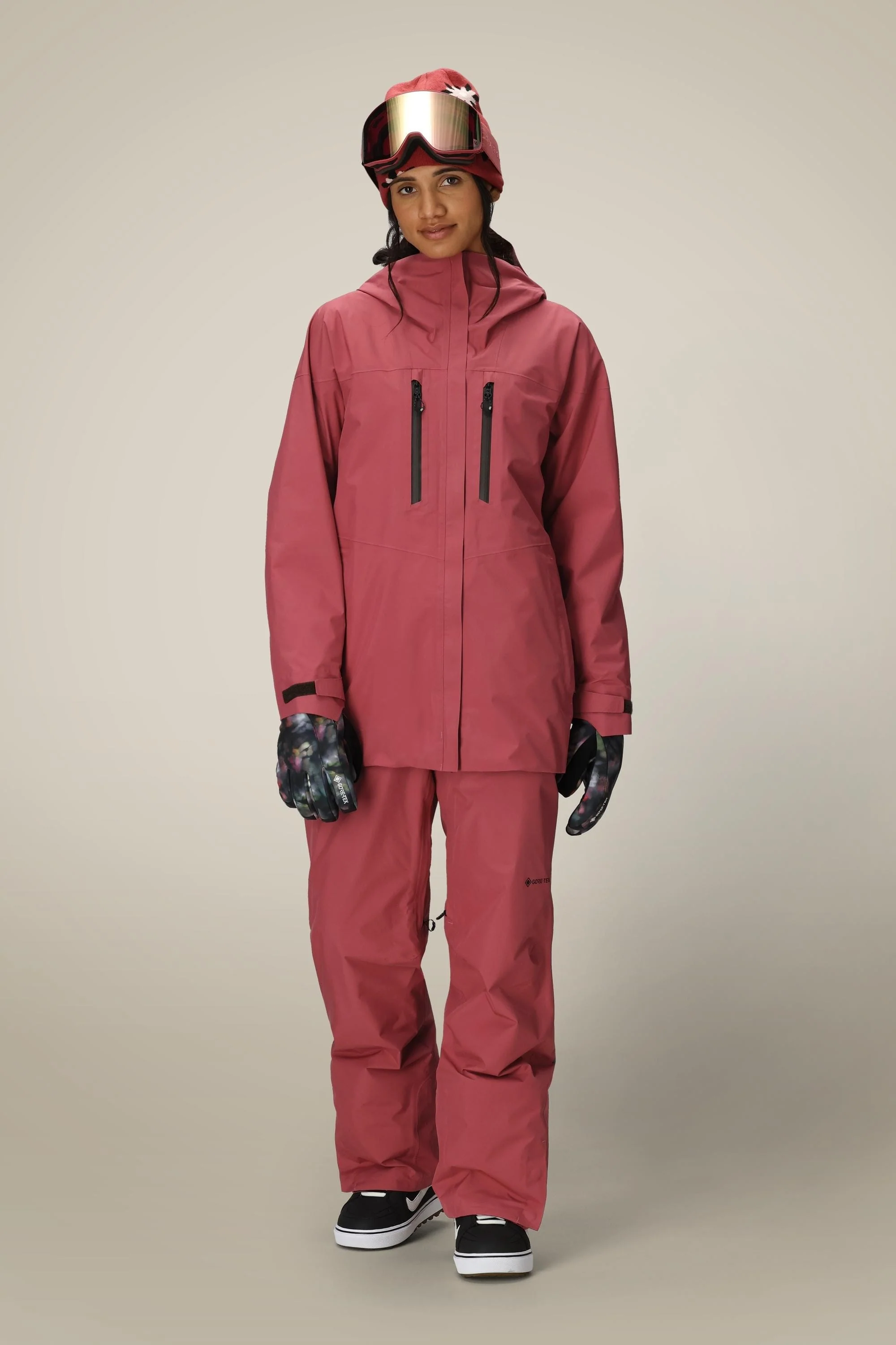 686 Women's GORE-TEX Willow™ Insulated Pant - Image 8