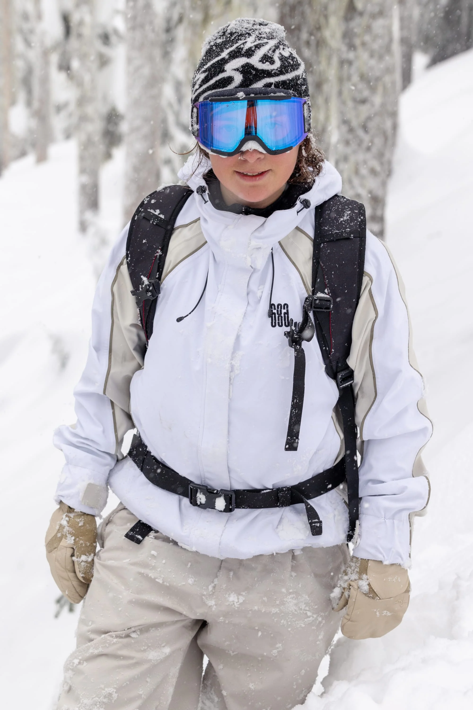 686 Women's Hologram™ Shell Jacket - Image 23